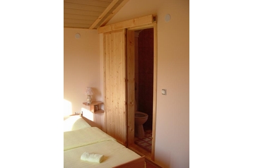 Хорватiя Privát Rakovica, Екстер'єр